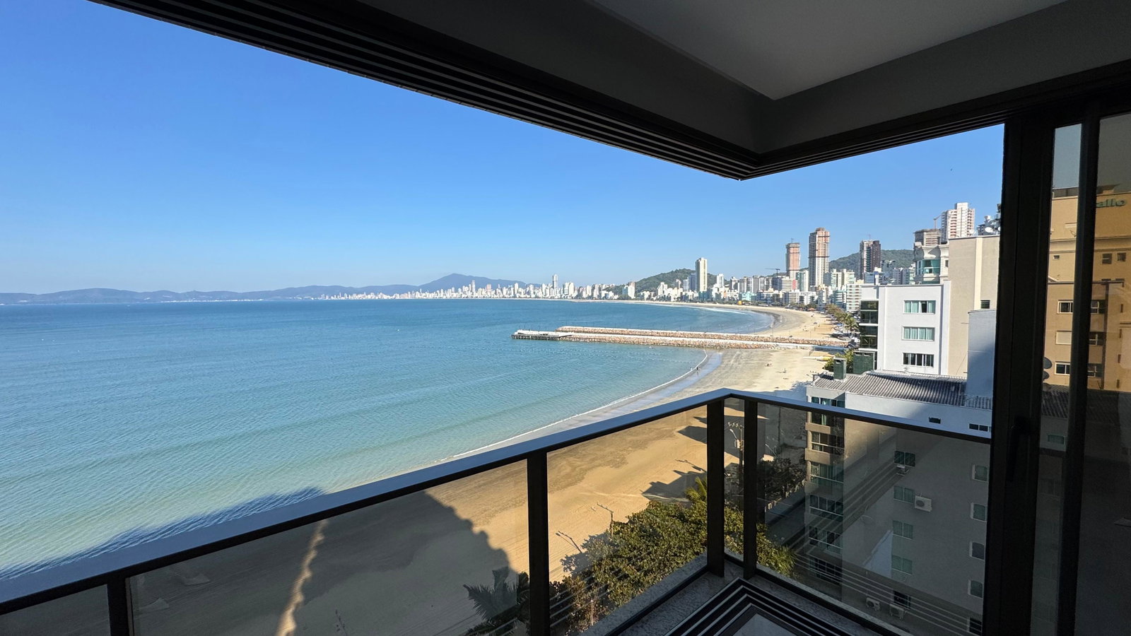 Vista da varanda para a praia